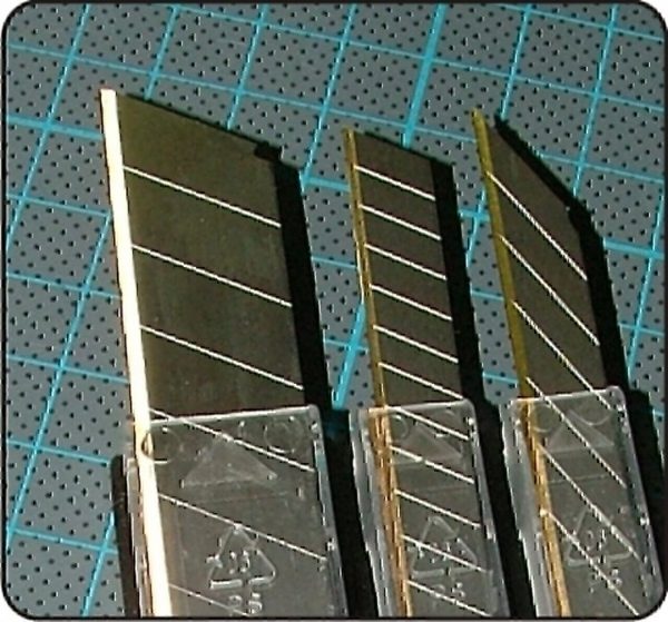 Лезвия с титановым покрытием 9mm 30° (10 шт)  TitanBlades